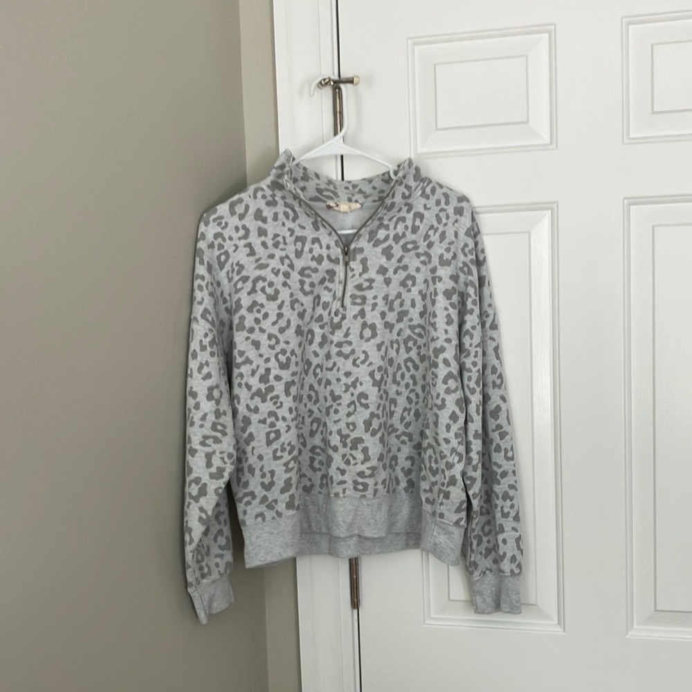 Hippie Rose Pull Over Leopard Sweatshirt (XL)